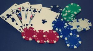 Why Selecting the Right Online Live Casino is Crucial?