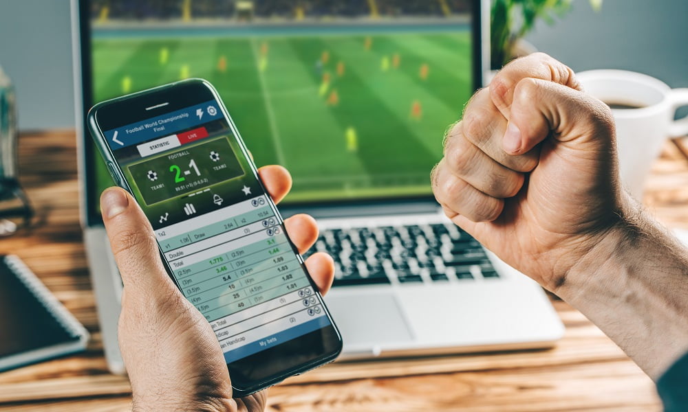 How to win consistently in online football betting games?